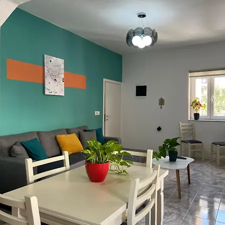 Vibrant & Oasis شقة